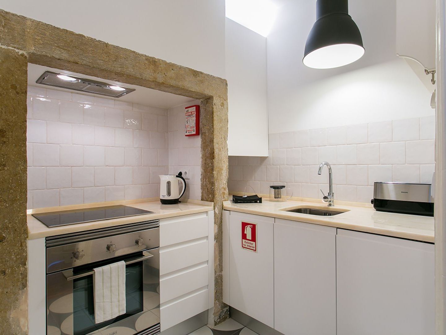 Joivy Splendid 2Br Flat In Bairro Alto, Nearby Luis De Camoes Square Appartement Lissabon Buitenkant foto